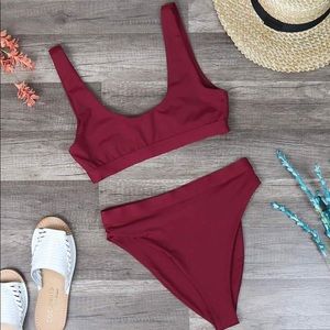 *BRAND NEW* Dippin’ Daisy’s High-Waisted Bikini